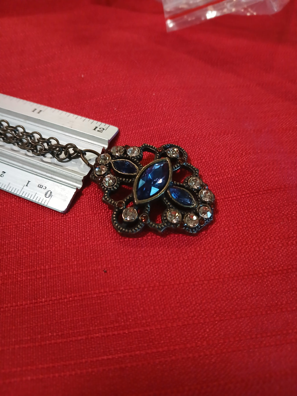 Old fashion Costume Jewelry - 30 cm chain