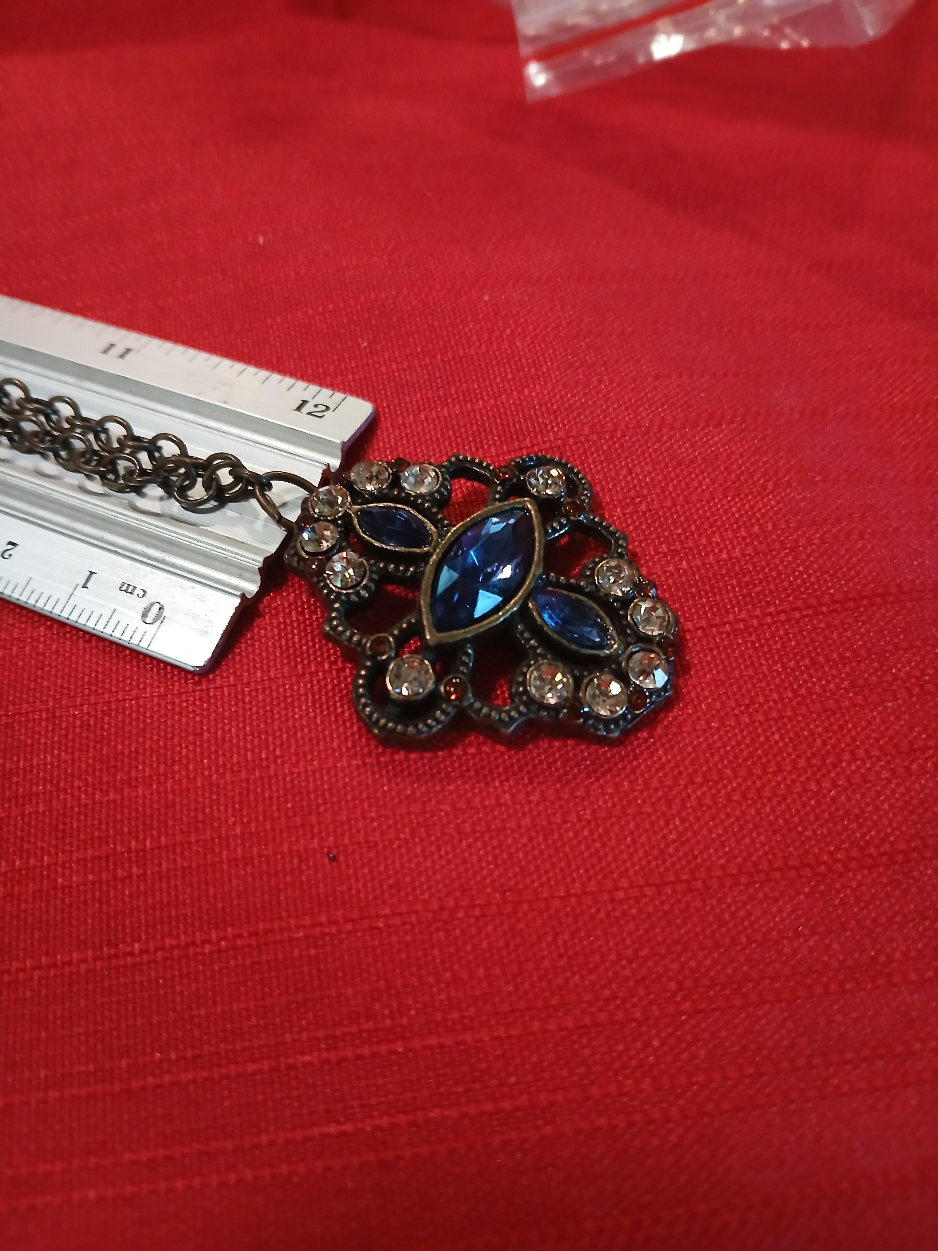 Old fashion Costume Jewelry - 30 cm chain